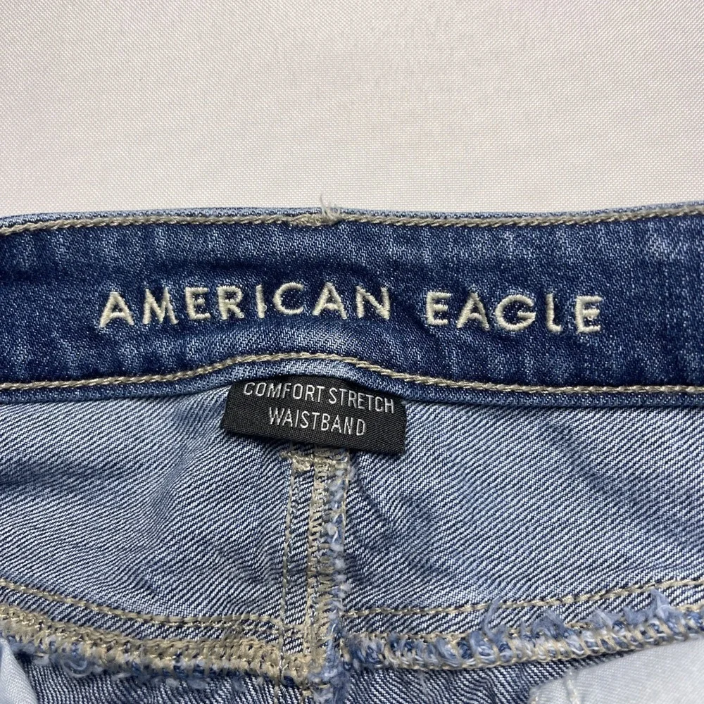 American Eagle Mom Jeans Women Size 0‎ Regular Distressed High Rise - Picture 2 of 6
